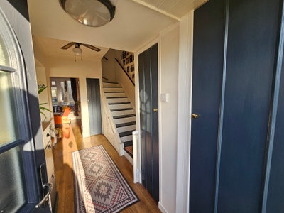 Home in E14 Main Photo