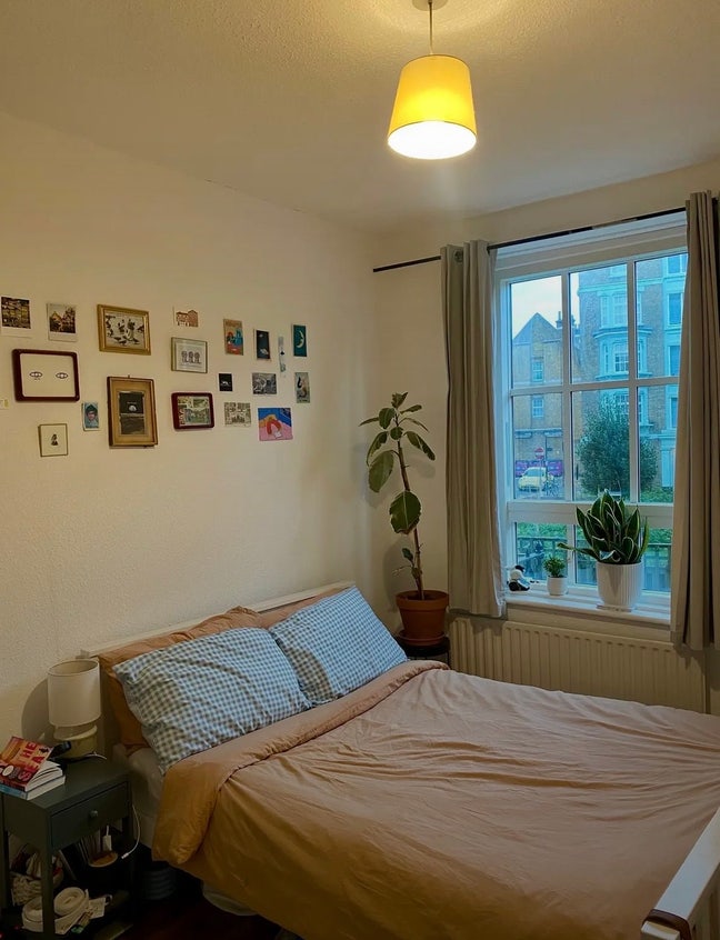 Room in cozy flat in bethnal green/shoreditch Main Photo