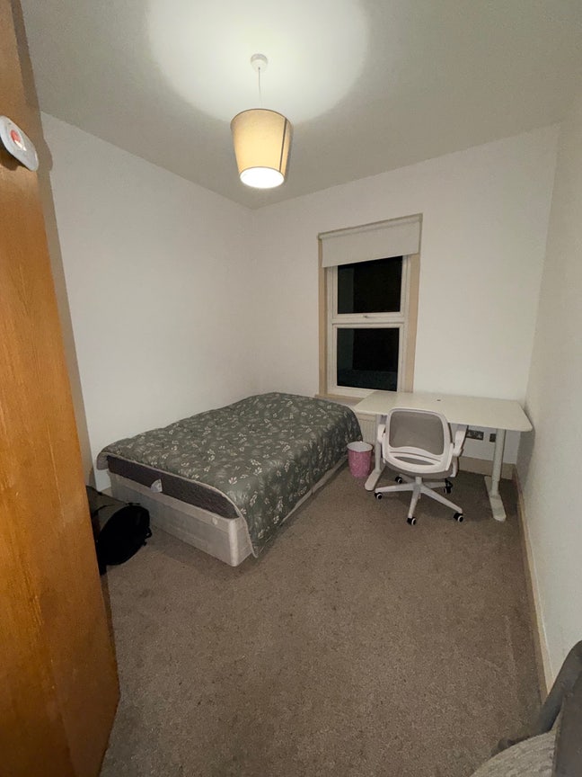 Double bedroom in Finchely central  Main Photo