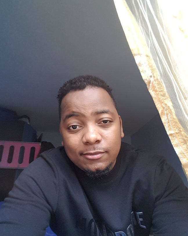 Professional Male seeks a double room Main Photo