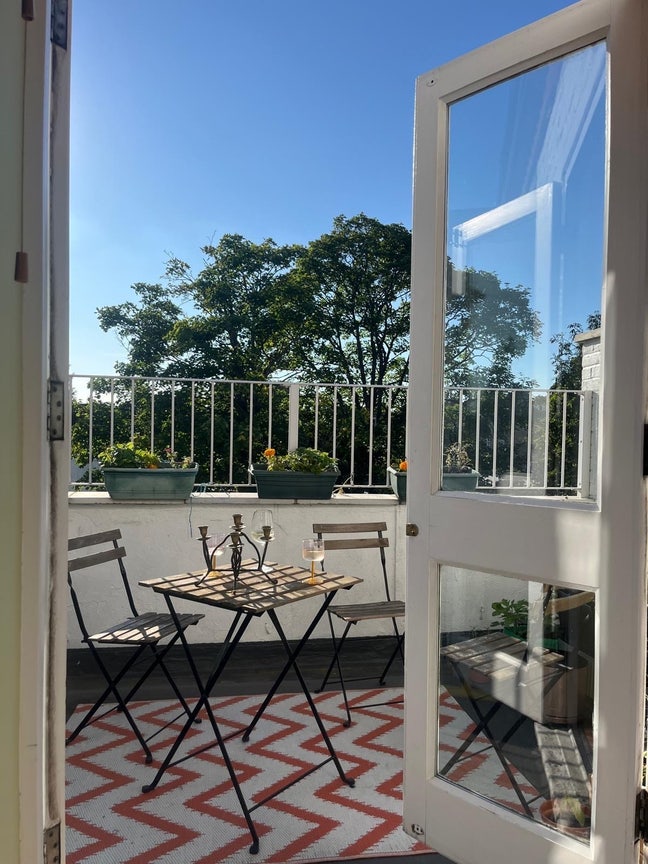 2 Double Rooms available in sunny Peckham Rye Flat Main Photo