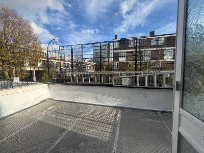 Double Room Near Whitechapel  Main Photo