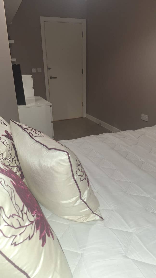 Greenwich Riverside Main Photo