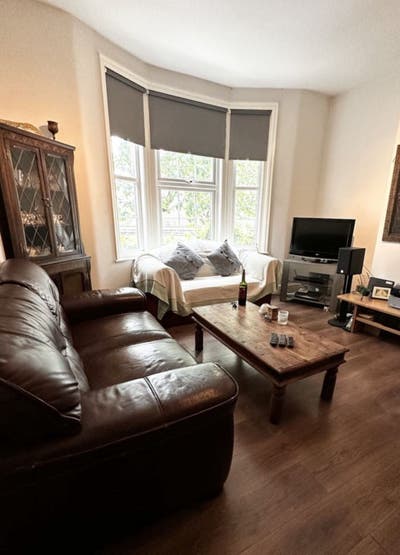 A Bright Dble Room in Spacious 3-Bed Flat Hornsey Main Photo