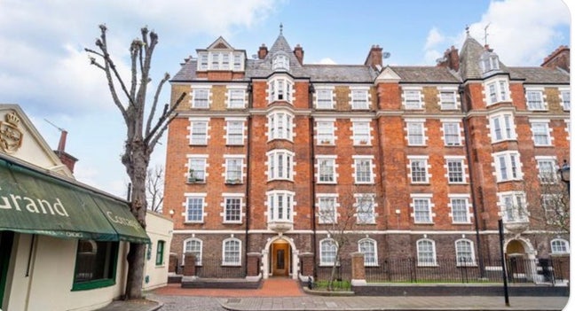 Double Room in St. Jhon’s Wood, Victorian House Main Photo