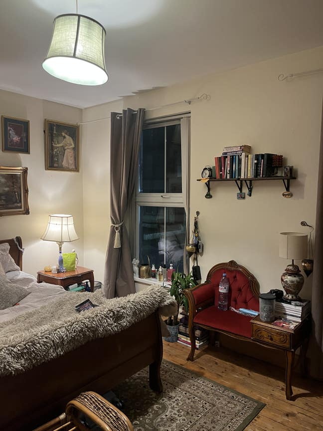 Three-month rental beside Queen’s Main Photo