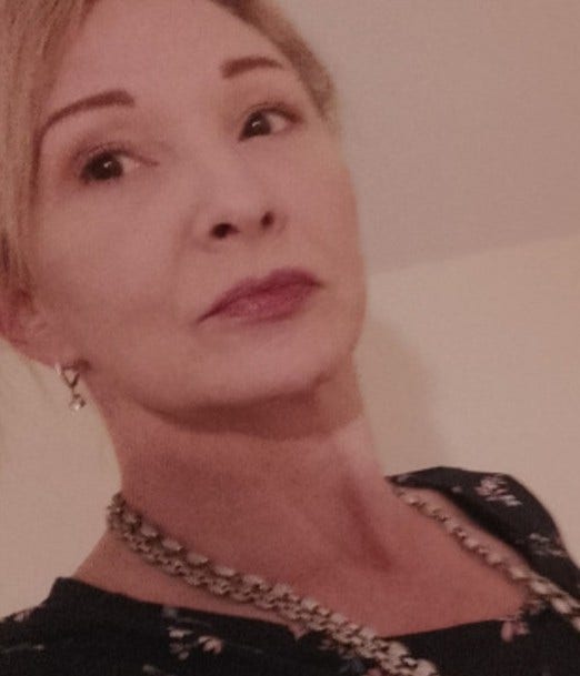  Female Live-in  Wanted (Female for female pls) Main Photo