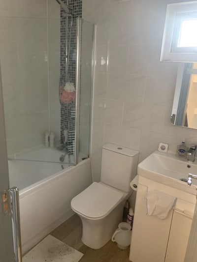 Room to rent  Main Photo