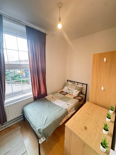 Beautiful room near STATION🏘️ Main Photo