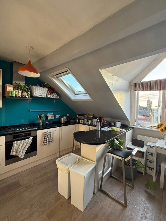 1 bedroom Main Photo