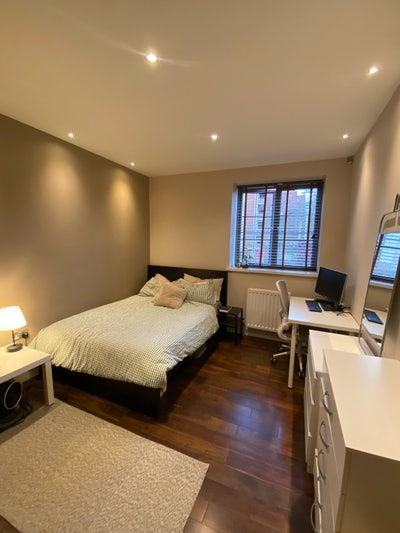 SUBLET for Christmas 🩵 Main Photo