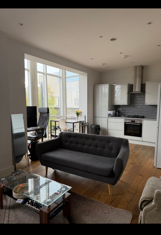 Modern Double Room @ Newfoundland Court Main Photo