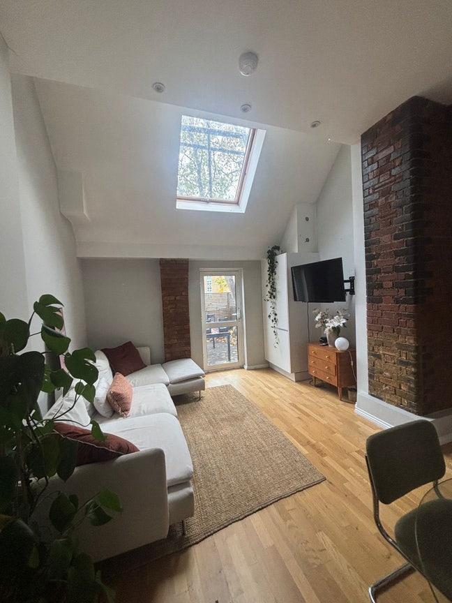 Dalston Flat Main Photo