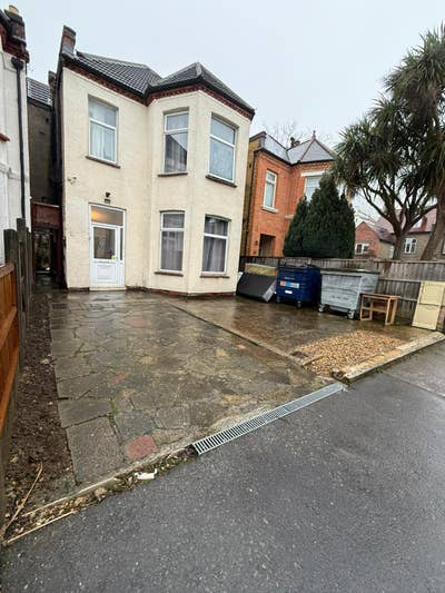 Beautiful Studio Flat in Harrow, HA1 Main Photo