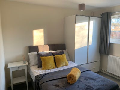 🏡 Must See! Ground-Floor Double Room – Available  Main Photo