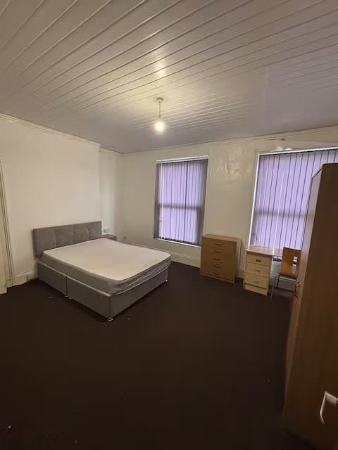 3 Bedroom House on Doorstep of university Main Photo