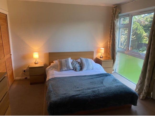 Very Large Double Room  Main Photo