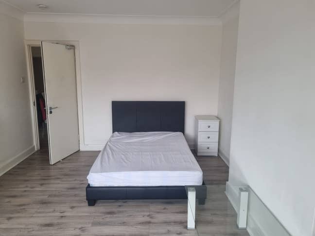 4 Rooms near Hendon Central and Middlesex uni. Main Photo