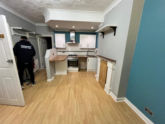 One Bed Flat in Southsea Main Photo