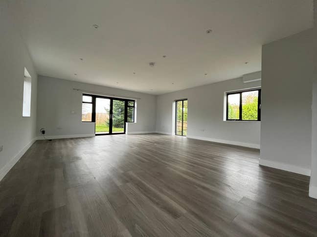 TWO Bedroom Annexe  Main Photo