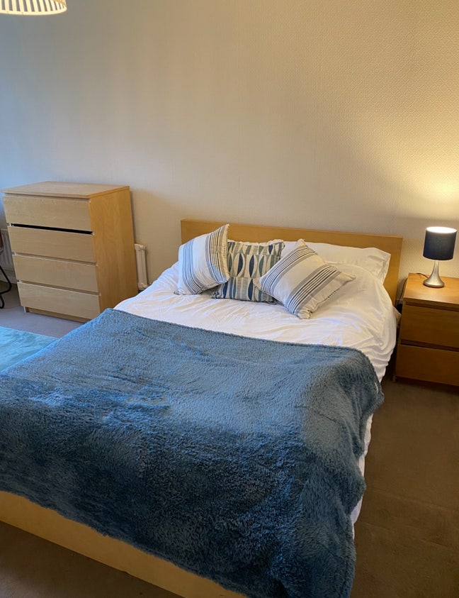 Large Double room  Main Photo