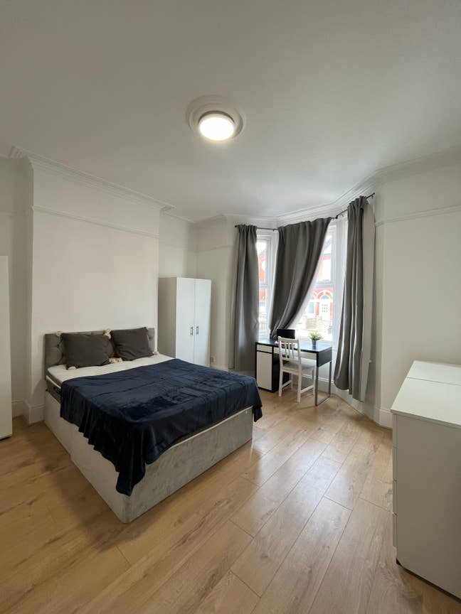 Double Room 10-15 Mins from Jubilee Line Main Photo