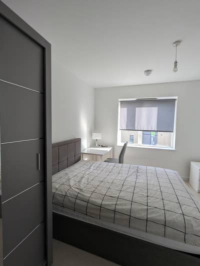1 double bedroom with ensuite, bills included  Main Photo