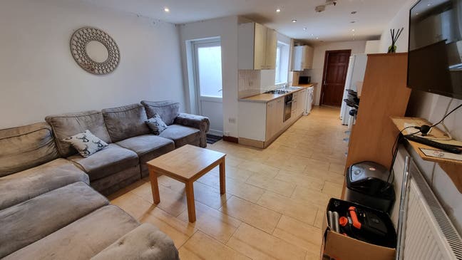 Recently Refurbished house available in Selly Oak Main Photo