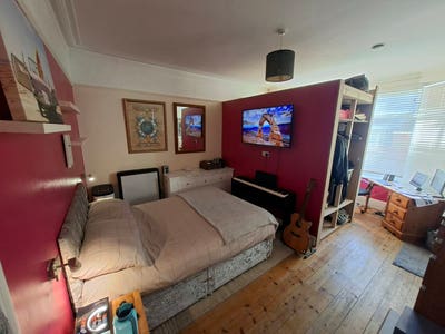 Double En-Suite, Own Garden, Gym/Spa/Sauna Main Photo