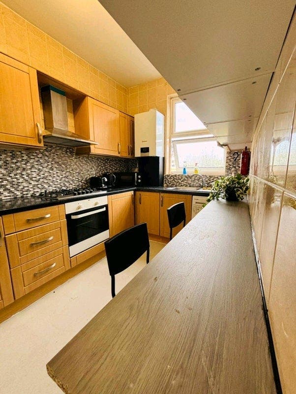 Cozy & Homely 🦀Rooms in Southfields - Move now Main Photo