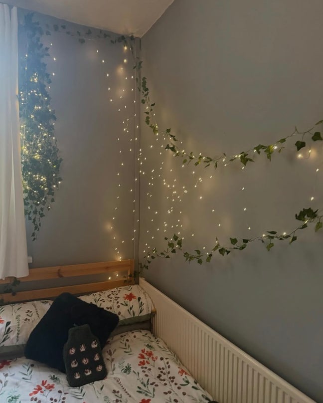 Room in 3-Bed Student House – Cathays (Take Over C Main Photo