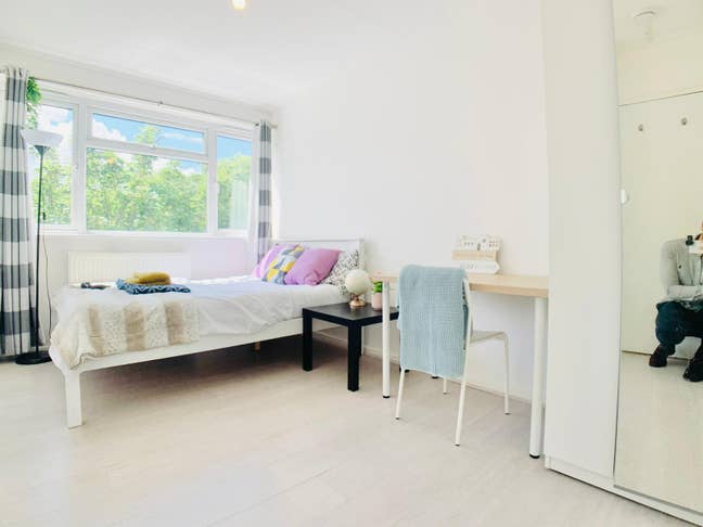 🏡 Spacious Double Room Available in Homerton!🏡 Main Photo