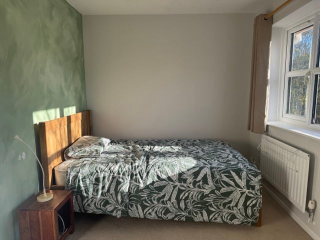 Bright room in St. Annes Terrace House Main Photo