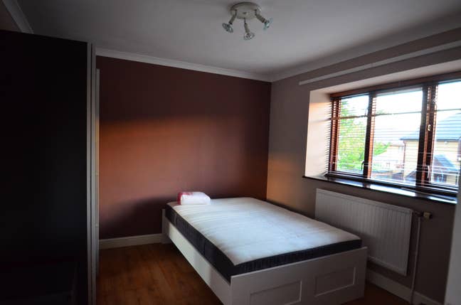 Stunning Double Rooms in Big Modern House Main Photo