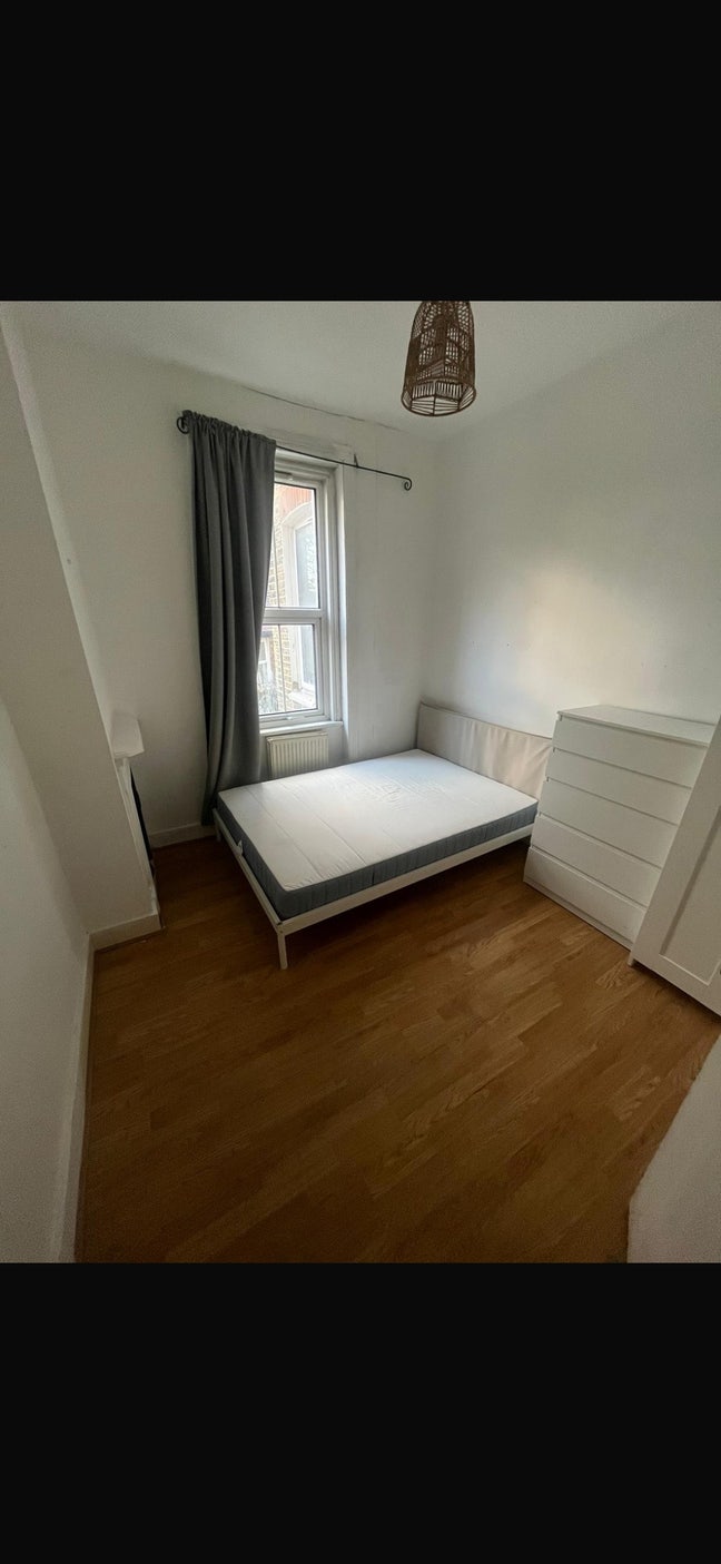 1 Double Room - Clapham  Main Photo