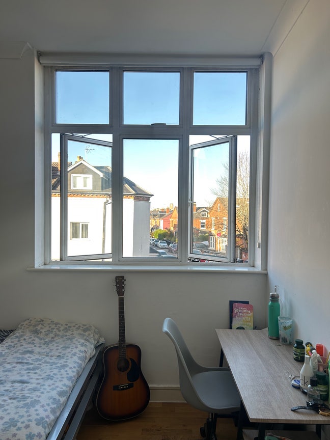 Absolute steal in selly oak! Double size room  Main Photo