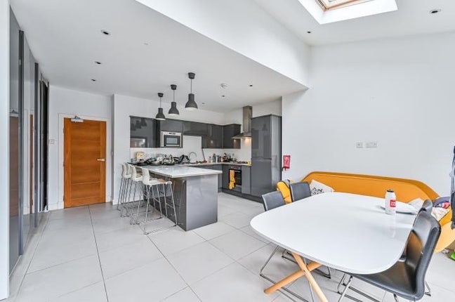 Room Available, Streatham Common Main Photo