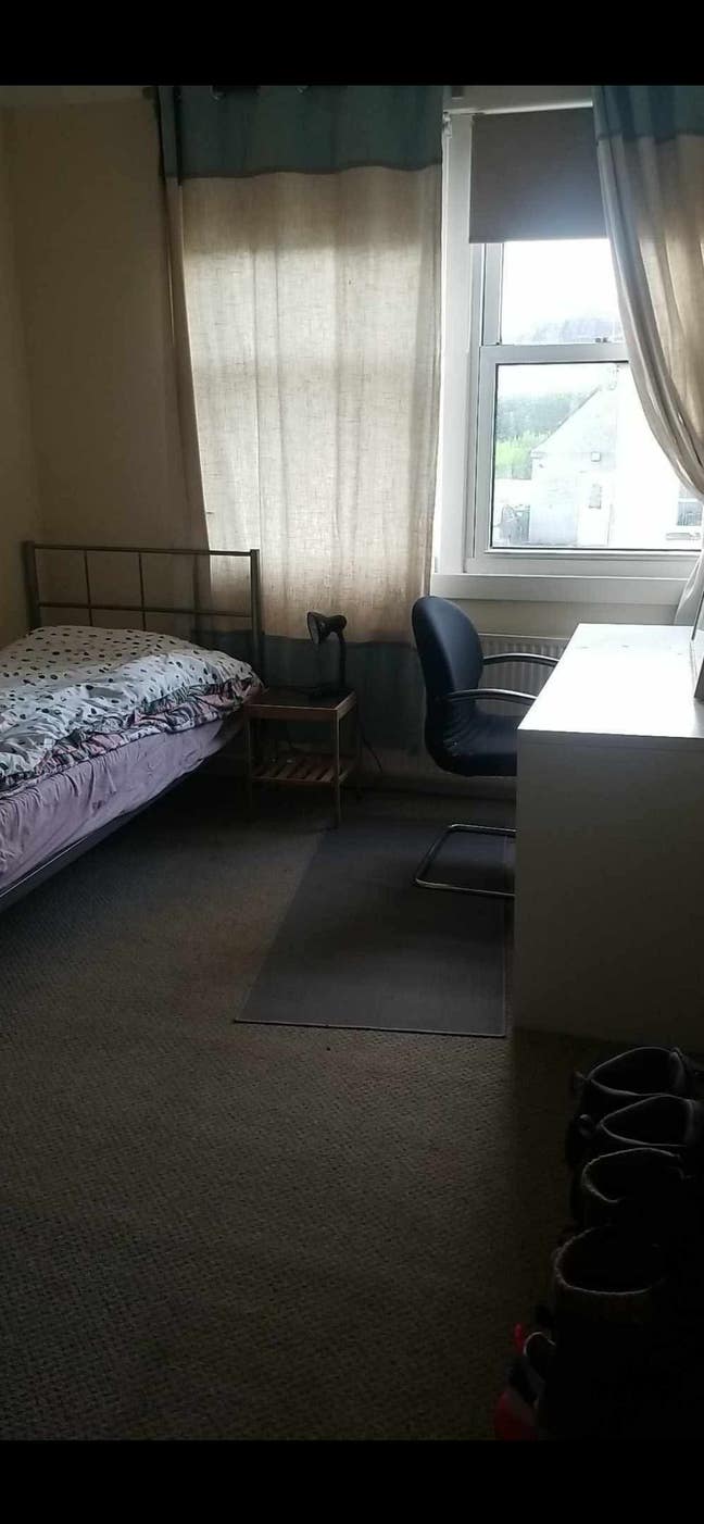 Room for rent Main Photo