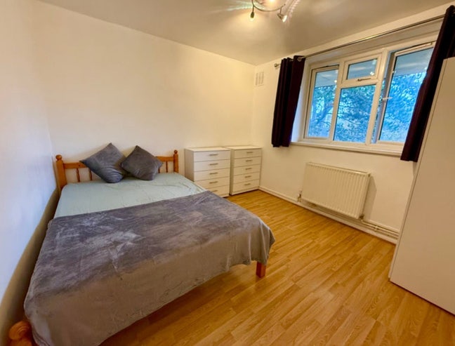 Double Room In Putney With Balcony (8W) Main Photo