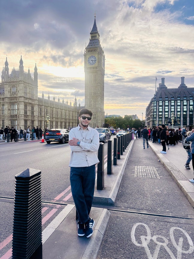 Need room in sharing Urgent  Main Photo