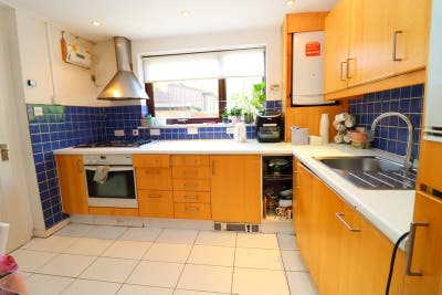 Beautiful Double Room Near Canada Water!!  Main Photo