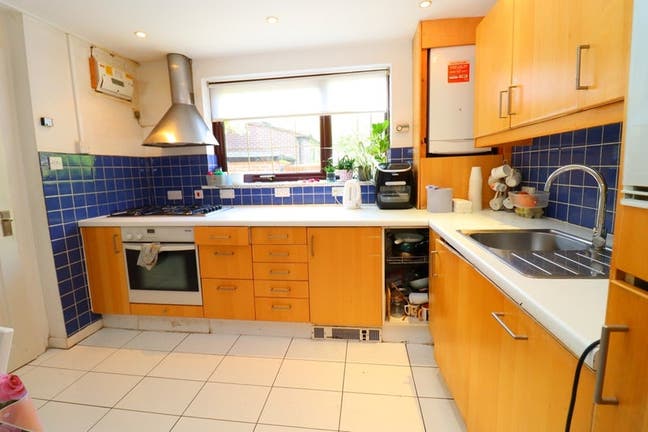 Beautiful Double Room Near Canada Water!!  Main Photo