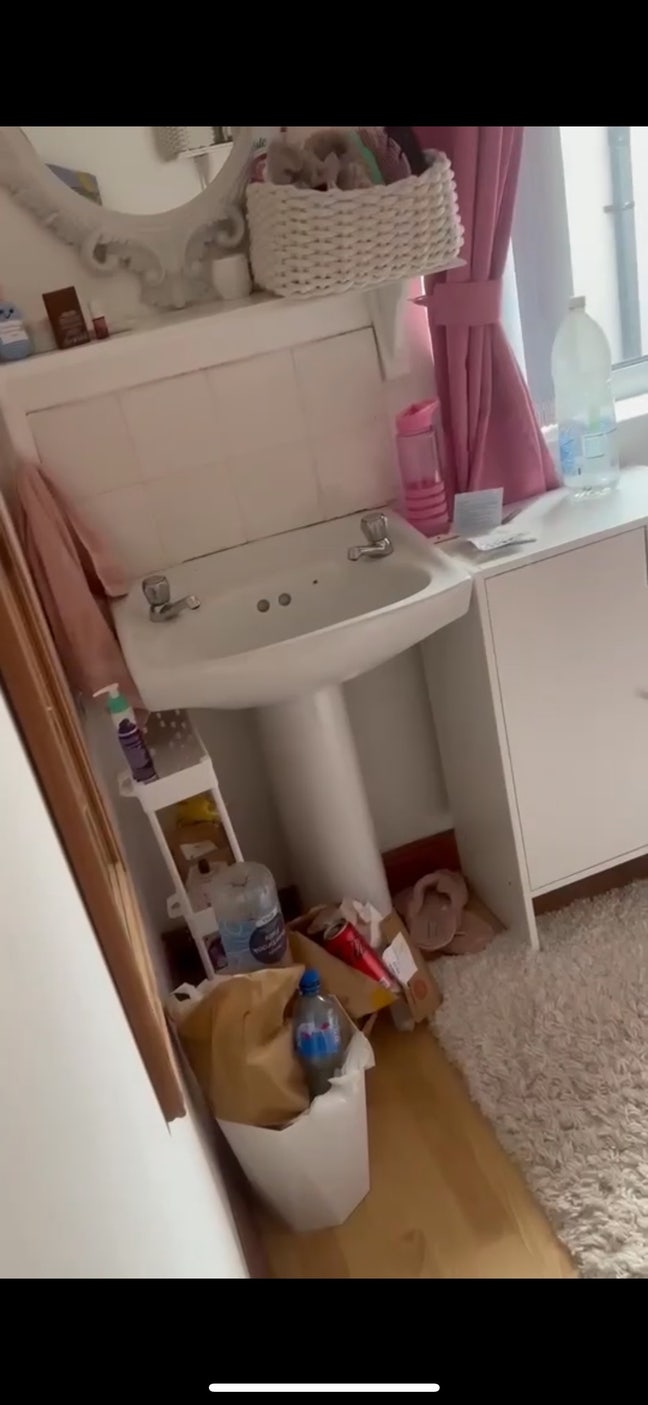 Holylands Damascus Street Main Photo