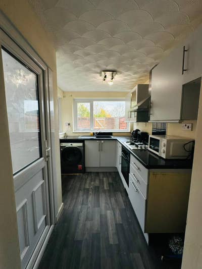 Commfortable House Share All Bills Included  Main Photo