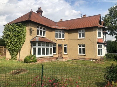 Studio-Style Double Room in CB4 (4HA3) Main Photo