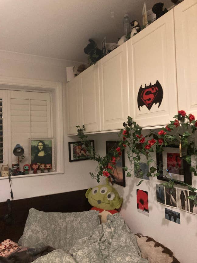 Bright Double room in beautiful residential area Main Photo