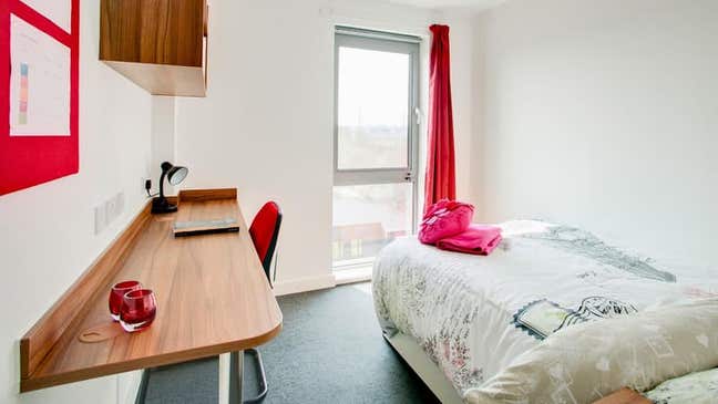 Student accomodation tenancy replacement Main Photo