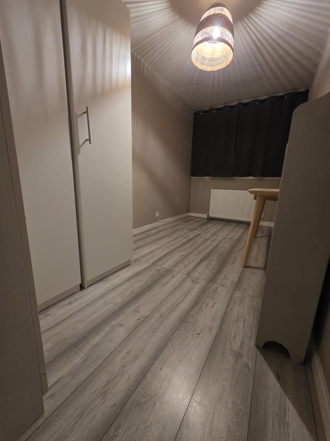 Room to rent Main Photo