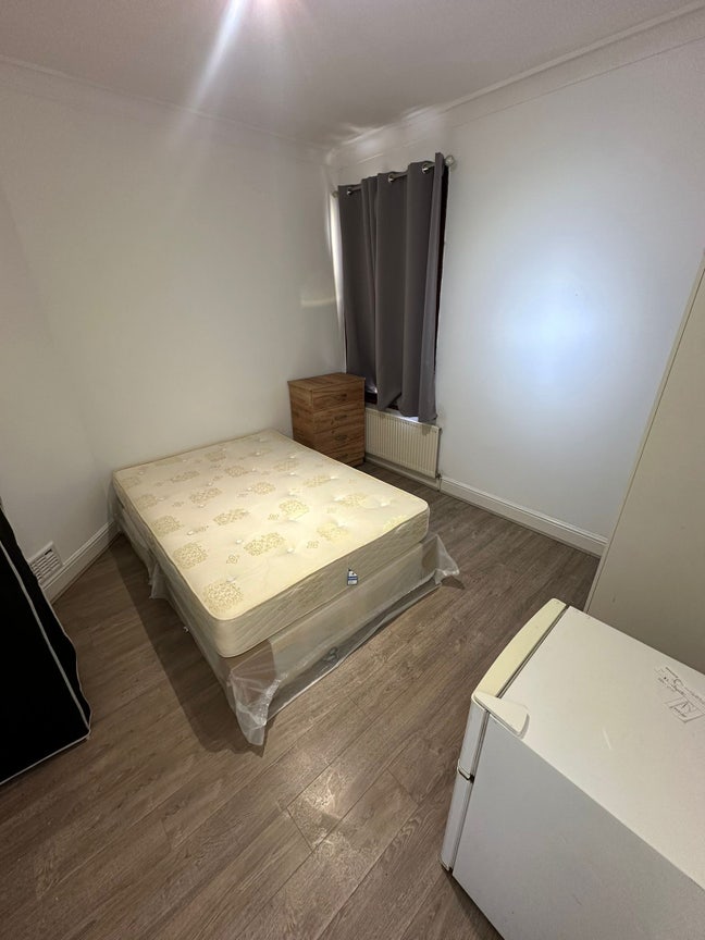 🛏️ 2X Double Rooms to Let in - Hendon Main Photo