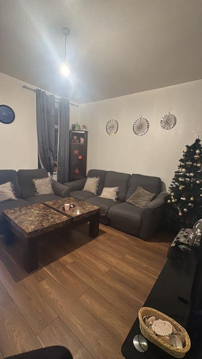 1 big room available in smethwick. Main Photo